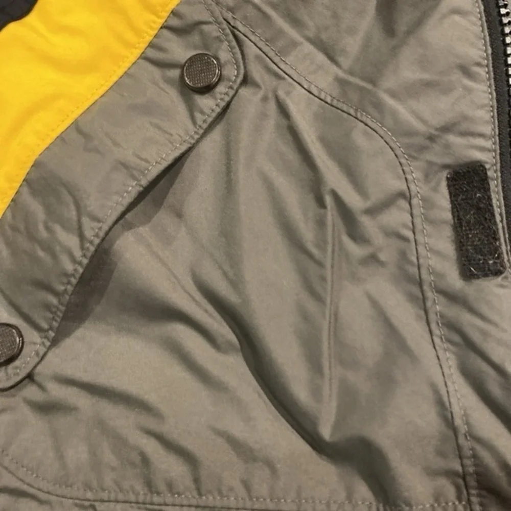 Columbia Youth 18/20 Gray Black Yellow Winter Coat Lots Of‎ Pockets 212